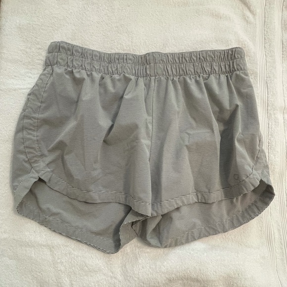 Gap fit lot of shorts - Picture 5 of 7